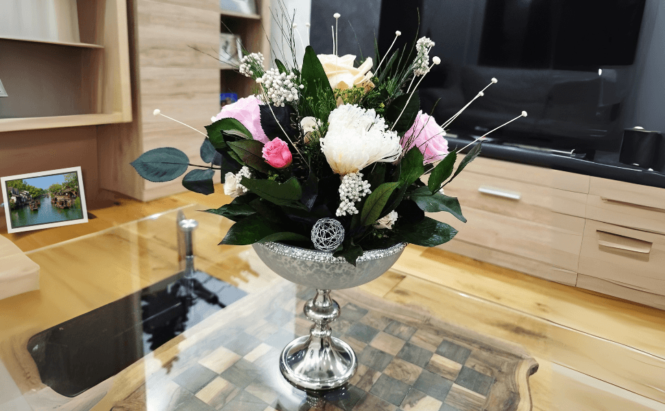 Rosen-Te-Amo.-für jeden Anlass-in einer silver Vase